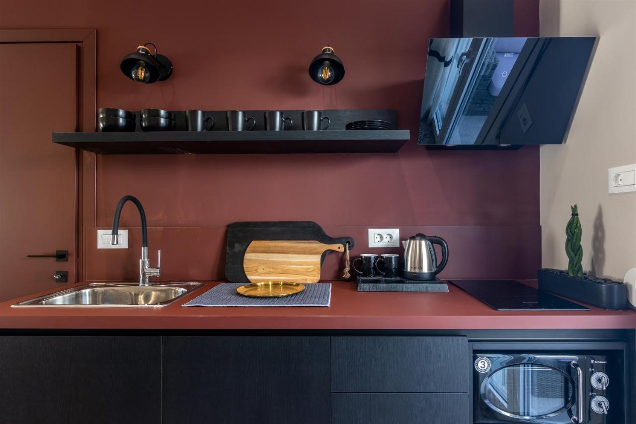 Andrews Luxury Suites Near The Airport Heraklion Zewnętrze zdjęcie