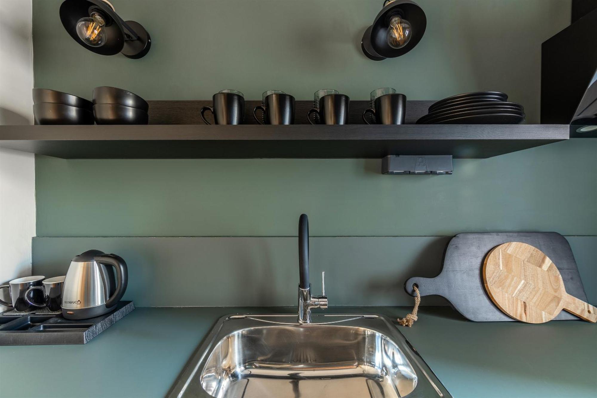 Andrews Luxury Suites Near The Airport Heraklion Zewnętrze zdjęcie